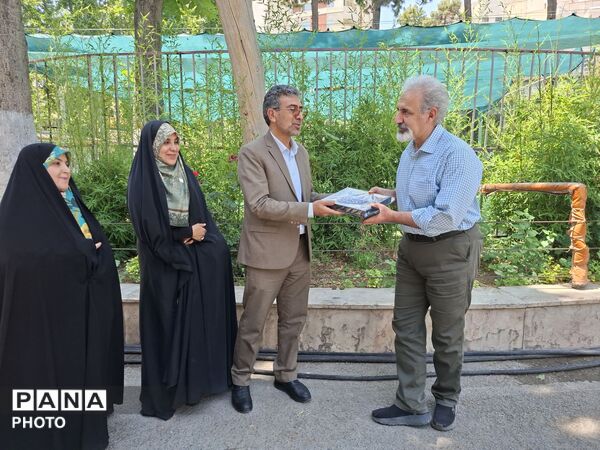 تجلی مهر علوی در آموزش و پرورش منطقه ۳؛ تکریم همکاران و مدیران سادات به مناسبت عید غدیر