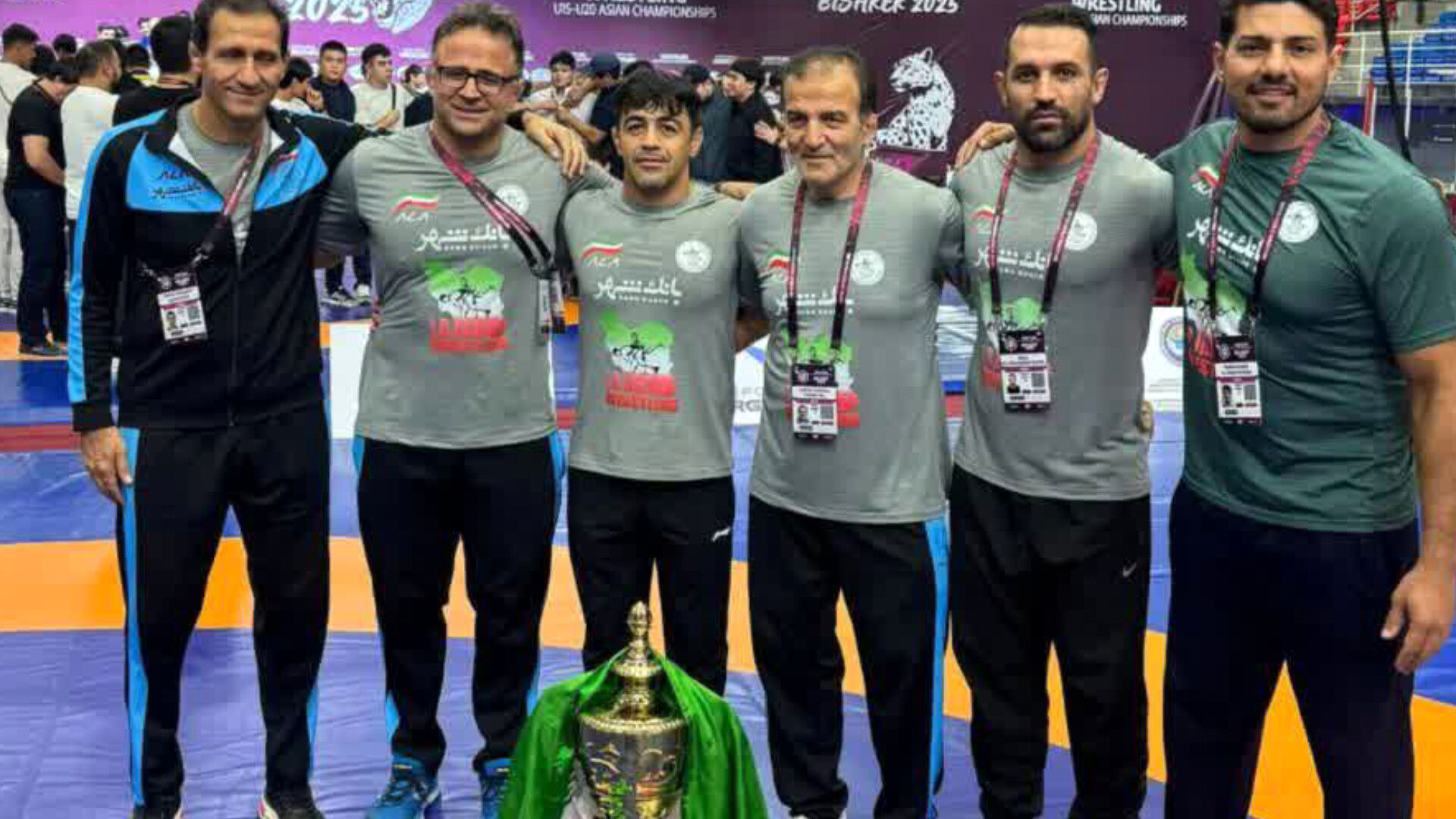 از کوهدشت تا قله آسیا؛ روح‌الله دل‌انگیز نام ایران را بلند کرد