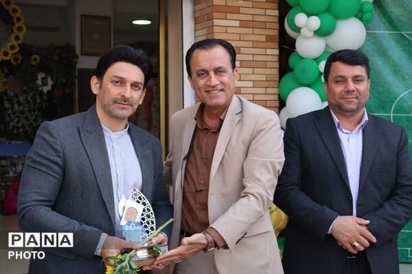 نمایش توانمندی‌های دانش‌آموزان در رشته‌های مختلف ورزشی و هنری قرچک در هفته تربیت‌بدنی