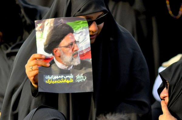 زیارت شهدای جمهور در حرم مطهر رضوی