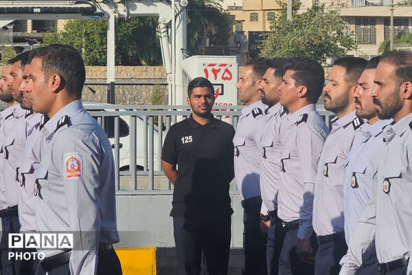 اقتدار آتش‌نشانان شیراز در پایان دوره تکاوری