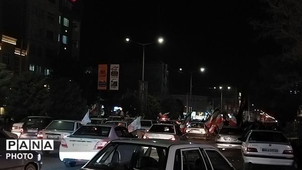آخرین رژه ماشینی سال ۱۴۰۴ در خیابان بلوار فضل نیشابور