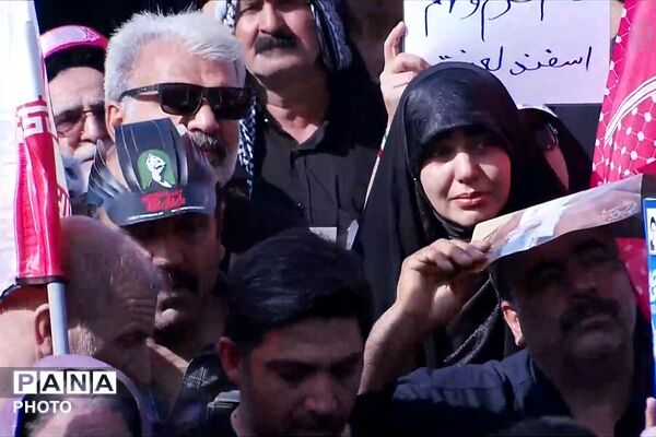 اشک‌ها و بغض‌های میلیونی در مسیر تشییع پیکر مطهر رهبر شهید