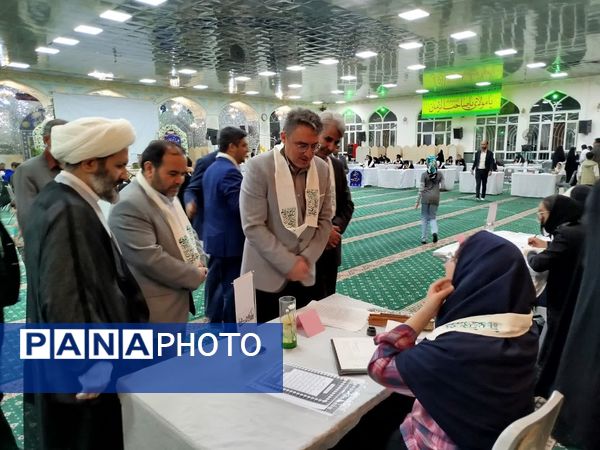 رویداد دانش‌آموزی «کتابت نور» در کاشمر برگزار شد