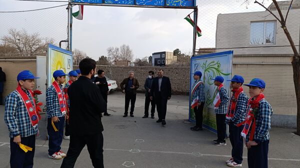 مراسم زنگ مقاومت در دبستان امیرمعزی 
