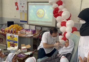 افتتاحیه طرح پویش سلامت دهان و دندان در دبستان حاج قنبر فاضلی میبد 