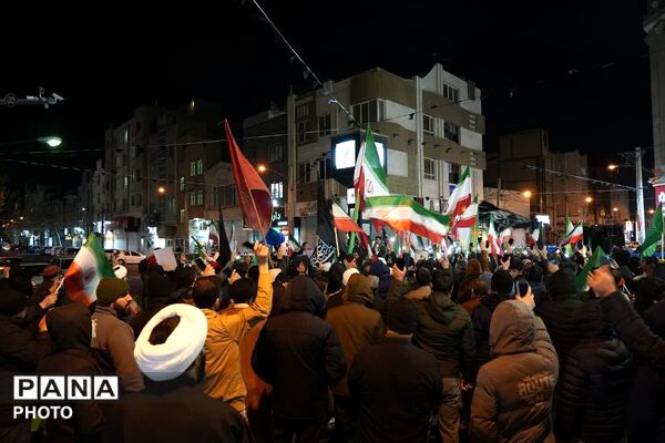 بیعت مردم غیور باقرشهر و کهریزک با سومین رهبر انقلاب اسلامی 