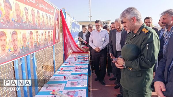 افتتاح چهل و یکمین دوره مسابقات ورزشی دانش‌آموزان در شهرکرد با حضور معاون وزیر 