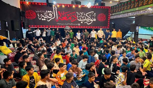 مراسم اعتکاف دانش‌آموزی در اولین روز اعتکاف در ساوجبلاغ