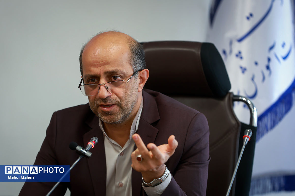 معاونان مدارس عاملان اصلی ایجاد شادابی، عدالت، امنیت و احترام در محیط‌های آموزشی‌ هستند