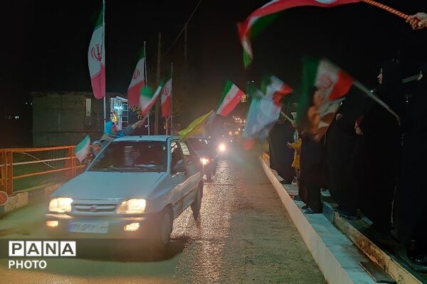 مقاومت در خیابان‌های شهر بار ادامه دارد