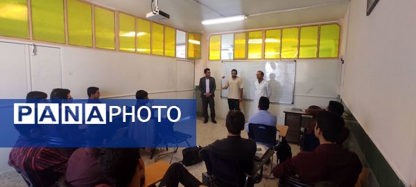 گفتگو با قبول شدگان کنکور دبیرستان نمونه آیت‌الله خامنه‌ای