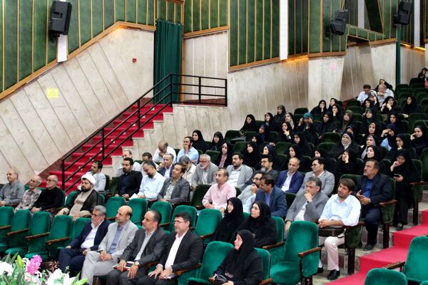 اجلاس توانمندسازی مدیران مدارس منطقه ۱۰ تهران