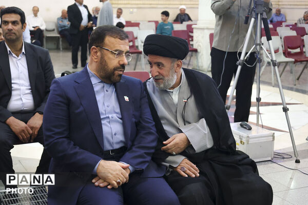 آیین بزرگداشت آیت‌الله ملک‌حسینی با حضور استاندار فارس