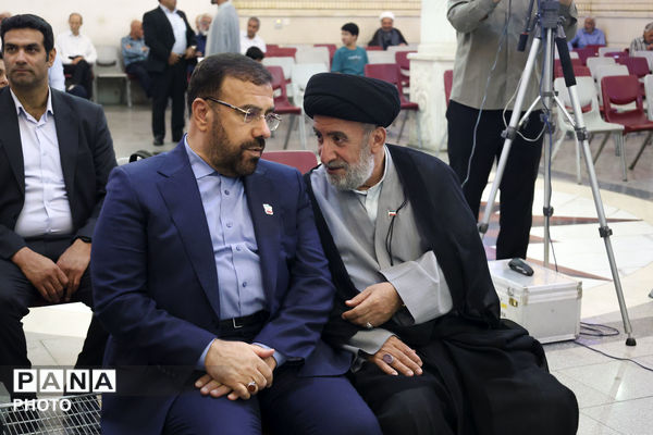 آیین بزرگداشت آیت‌الله ملک‌حسینی با حضور استاندار فارس
