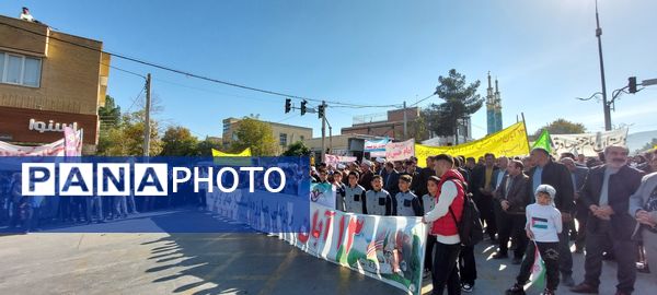 راهپیمایی روز ۱۳ آبان در شهرستان سملقان