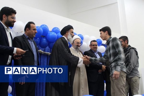 دیدار دانش‌آموزان دوره شهید علم‌الهدی با نماینده ولی فقیه در خوزستان