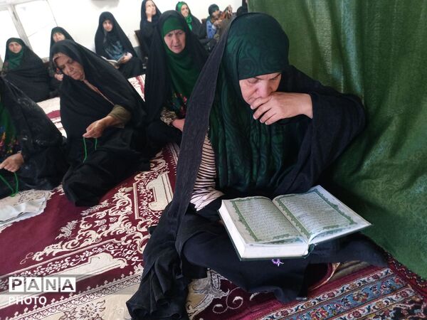 قرائت سوره فتح و اقامه نماز جماعت در مسجد جامع شهربار نیشابور 