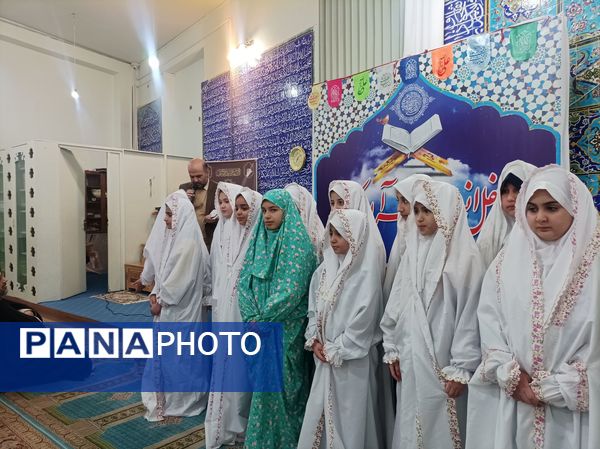 برگزاری محفل انس با قرآن در بروجن