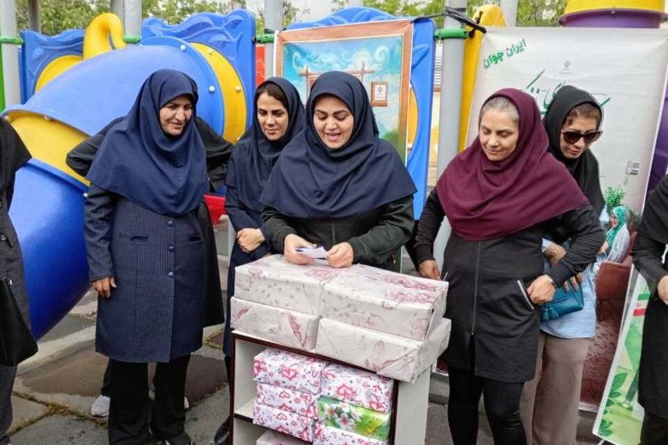 طنین بازی‌های محلی در پارک آفرینش؛ فرهنگیان بجنورد در رقابتی شاد