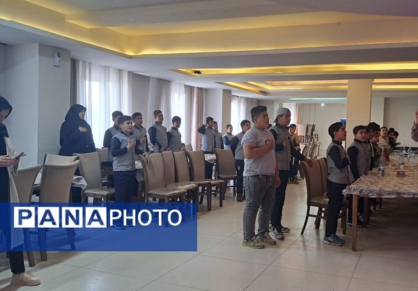 جشن فارغ‌التحصیلی کلاس ششمی‌های مدرسه معلم دوره دوم آشخانه 