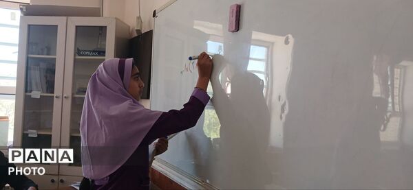 آموزش و پرورش هیچگاه تعطیلی ندارد 