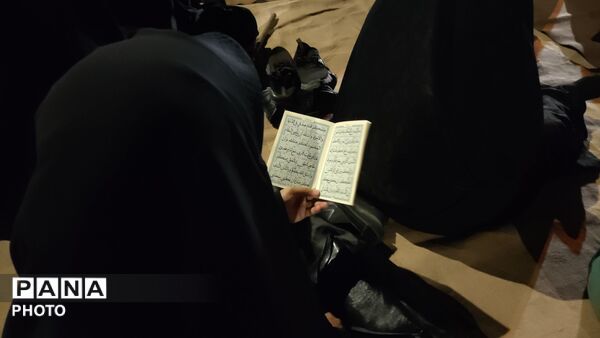  حضور گسترده مردم در اجتماع شبانه بلوار فضل
