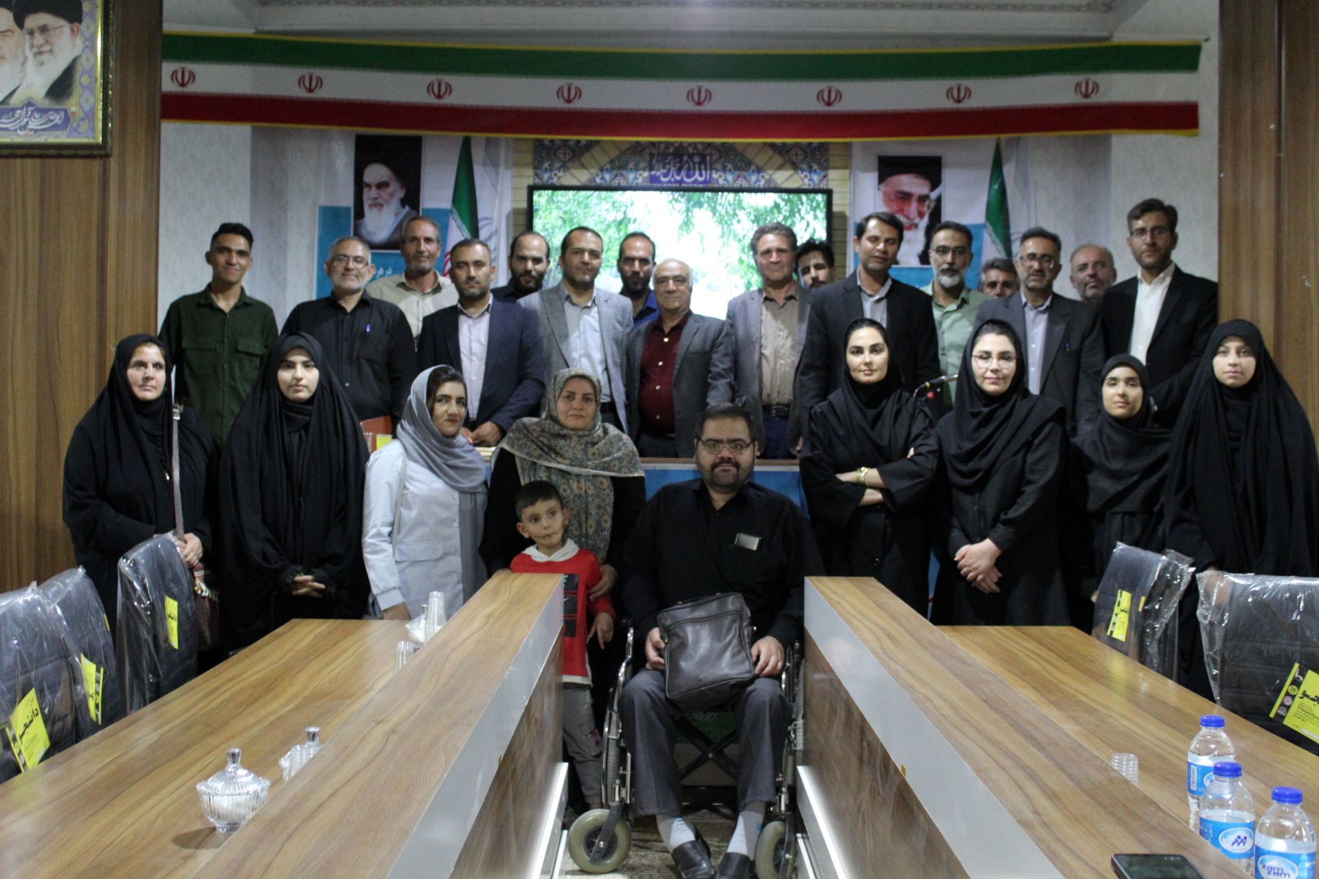 نشست اصحاب رسانه شهرستان سامان با مدیرکل فرهنگ و ارشاد اسلامی استان چهارمحال و بختیاری