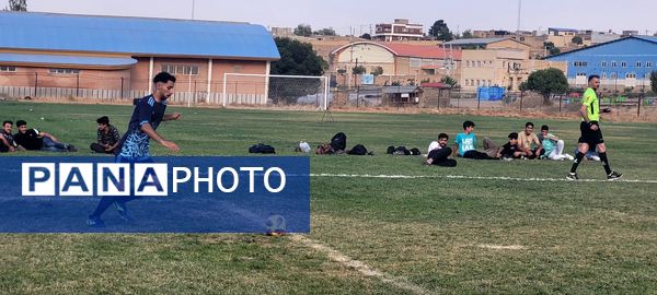 تیم دهیاری چم چنگ قهرمان مسابقات مینی فوتبال جام آزاد شهرستان سامان شد