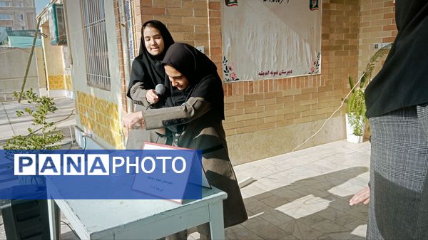 اجرای آزمایشات جذاب علوم در کاشمر