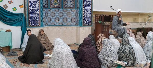 دانش‌آموزان اقبالیه معتکف شدند