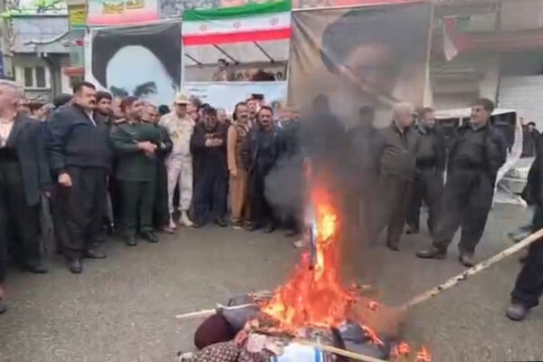 پاوه میزبان راهپیمایی باشکوه مردمی در ۲۲ بهمن