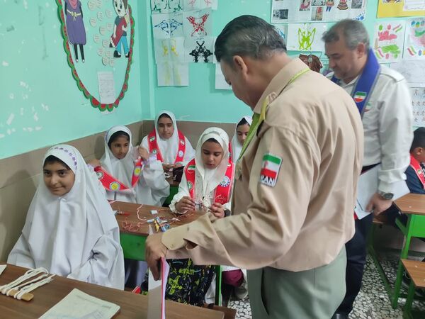 آشنایی با فرهنگ و بازی‌های بومی و محلی در ارزیابی سازمان دانش‌آموزی از مدارس قائمشهر