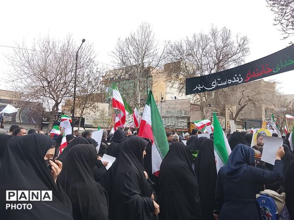  راهپیمایی روز قدس باحضور پرشور مردم نیشابور