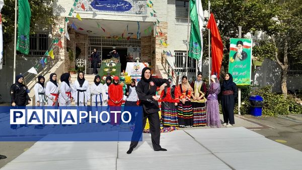 برگزاری المپیاد ورزشی و رقابت سالم دانش‌آموزان دبیرستان آینده‌سازان ناحیه ۴ کرج 
