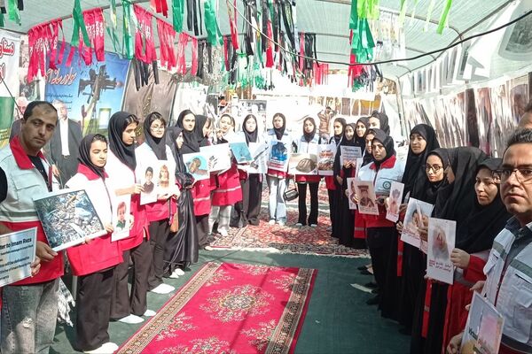 رژه اقتدار هلال‌احمری‌ها در شهرستان پیشوا به مناسبت هفته دفاع مقدس