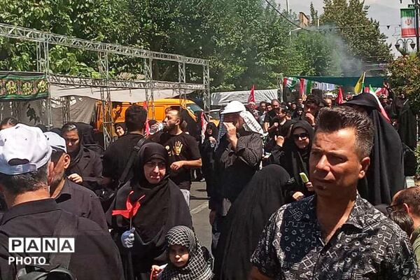اربعین در قاب تهران؛نگاهی به دلدادگان مسیر
