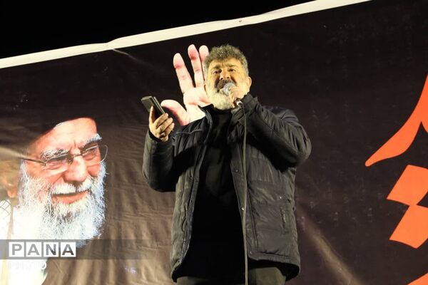 فلاردی‌ها یک صدا برای بیعت با رهبر جدید امت به خیابان‌ها آمدند