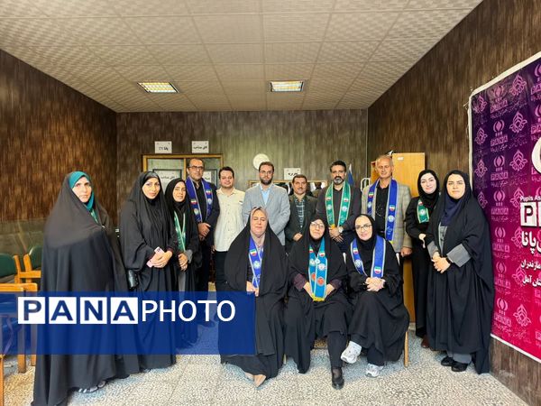 نشست قائم مقام سازمان دانش آموزی با اعضا و مربیان سازمان دانش آموزی مازندران 