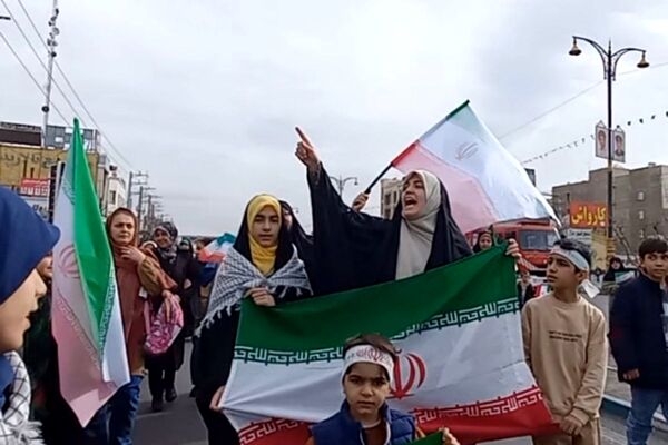 22بهمن در اسلامشهر؛ حماسه‌ای از جنس حضور