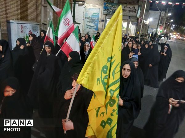 خیابان‌های البرز در اجتماعات شبانه جلوه‌گاه وحدت امت اسلامی 