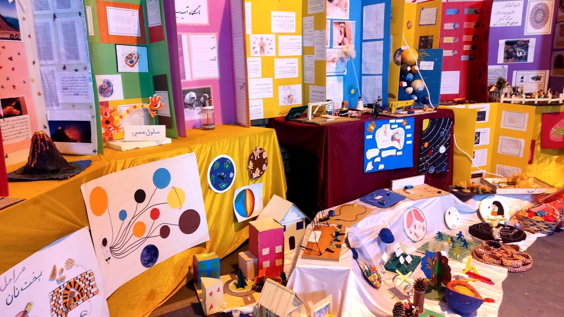 درخشش پژوهشگران کوچک در نمایشگاه منطقه ای «جابربن حیان»