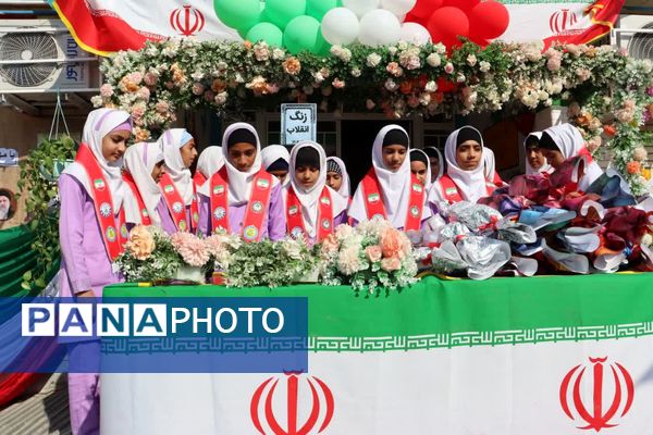 زنگ انقلاب در مدارس رودبار جنوب به صدا درآمد 