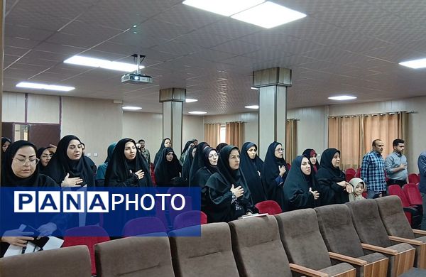 برگزاری دوره توانمند سازی مربیان پرورشی شهرستان ملارد 