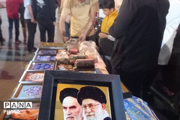 رباط‌کریم میزبان تجمعات شبانه مردمی