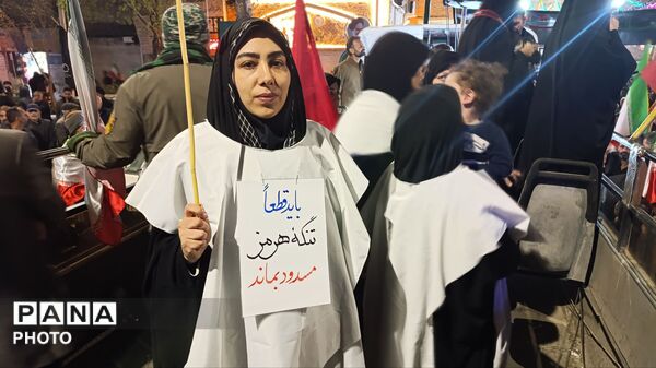 بیعت مردم نیشابور با سومین رهبر انقلاب اسلامی و اعلام بیزاری از دشمنان وطن