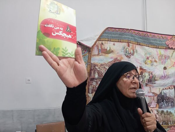 برگزاری صبحگاه مهدویت در مدرسه پیروزی