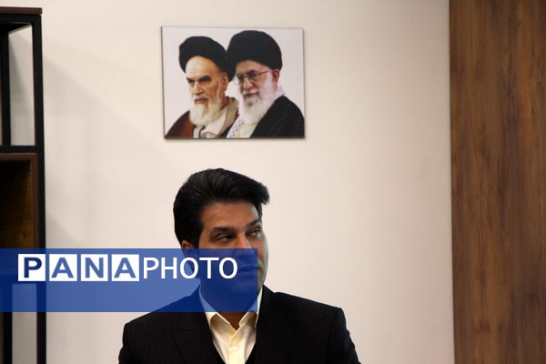 بازدید خبرنگاران از ایستگاهای اتوبوس شهری و حمل‌ونقل یزد