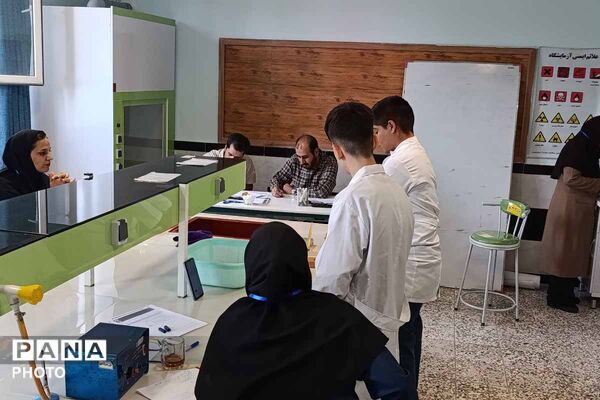 نمایش توانمندی دانش‌آموزان در جشنواره نوجوان خوارزمی/3