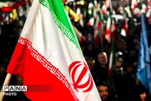 یادبود شهدا و تجدید پیمان مردمی